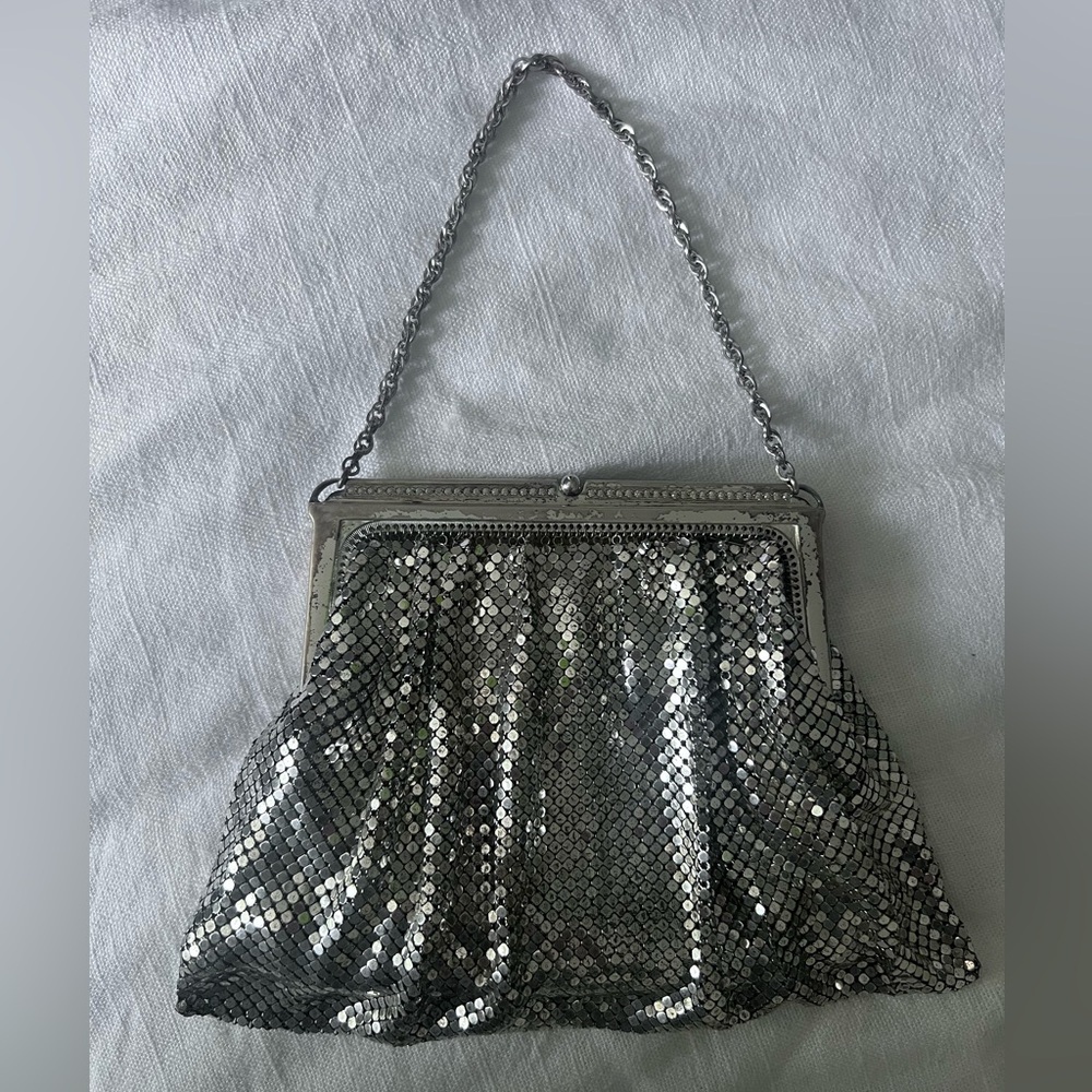 Vintage Whiting & Davis Silver Metal Mesh Evening Bag - Picture 4 of 5